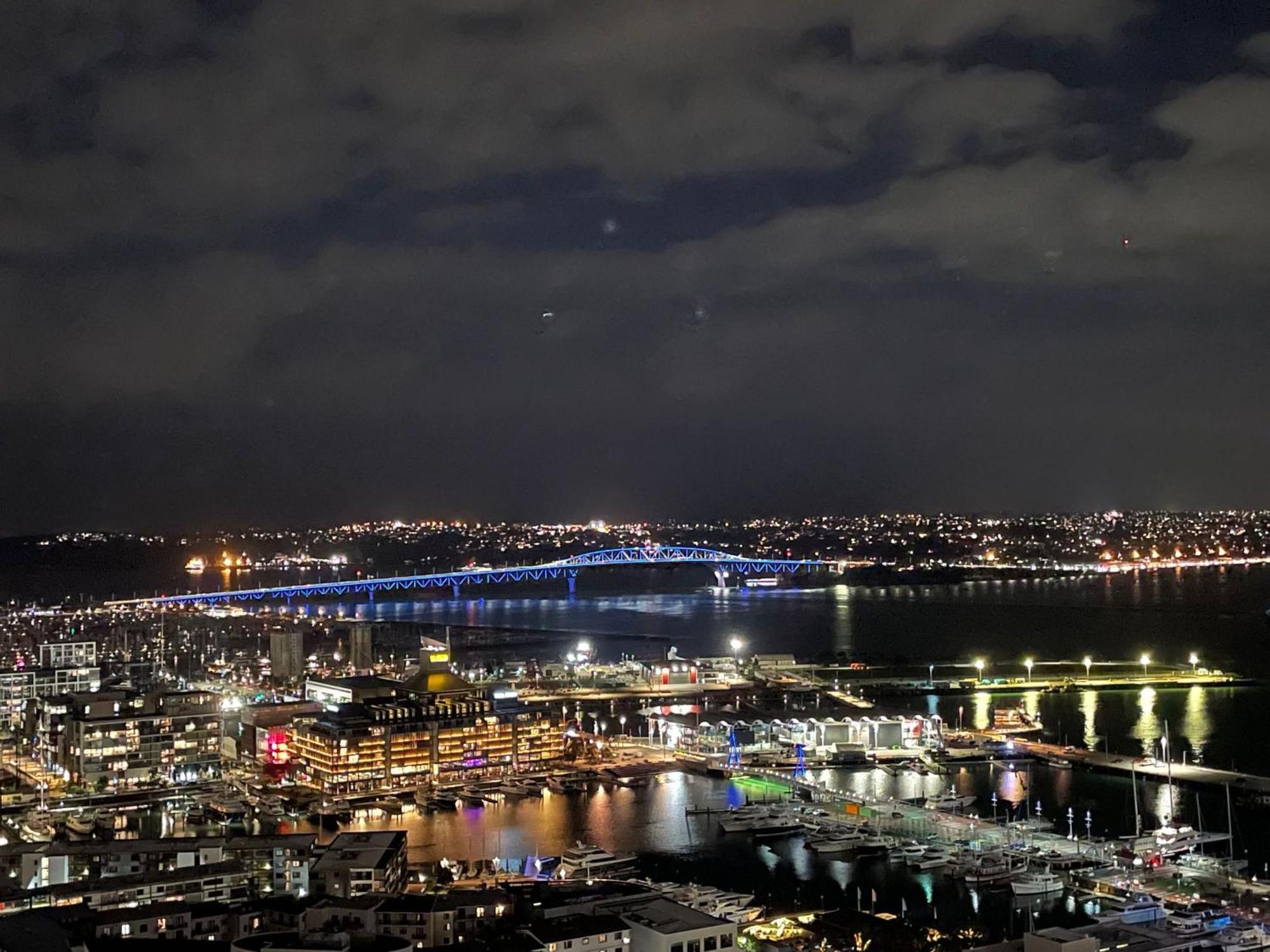 אוקלנד Top Floor Harbour View And Skytower View Apartment In Cbd מראה חיצוני תמונה